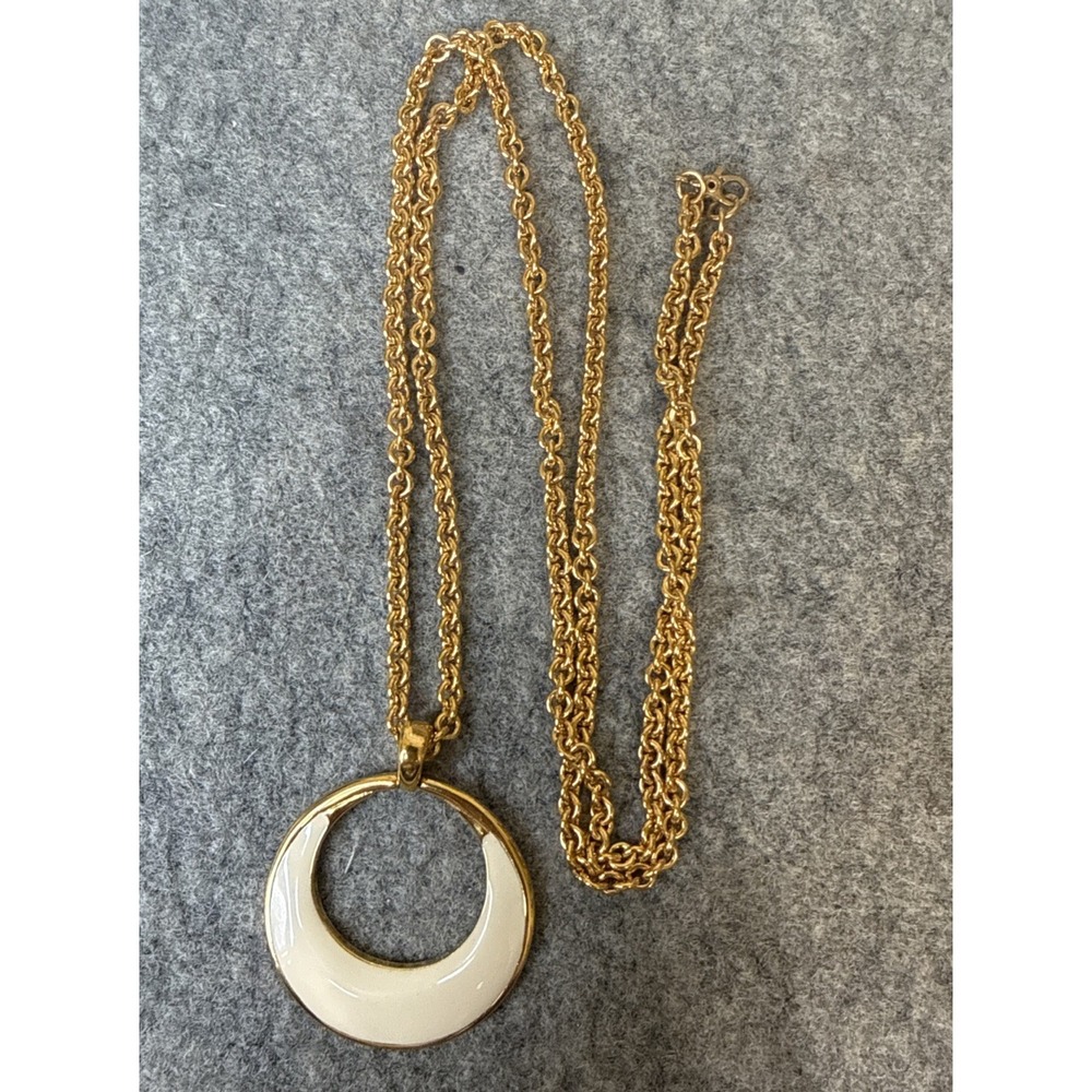Vintage Monet Cream Enamel Gold Tone Chain 15" Necklace - Picture 5 of 6